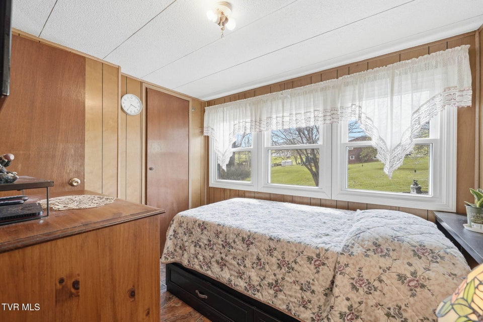 Photo #17: 26512 Northridge Road