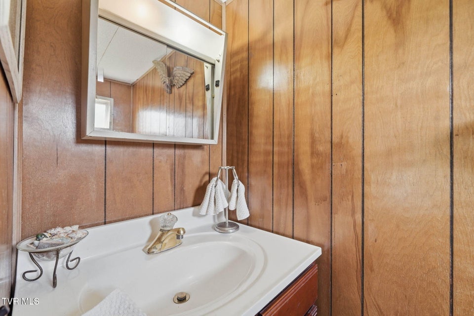 Photo #24: 26512 Northridge Road