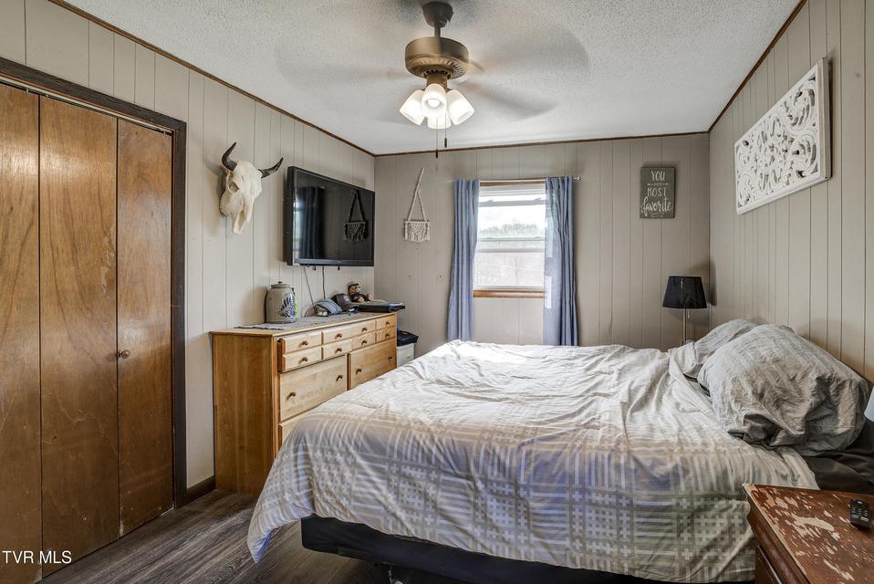 Photo #26: 2686 Siam Road