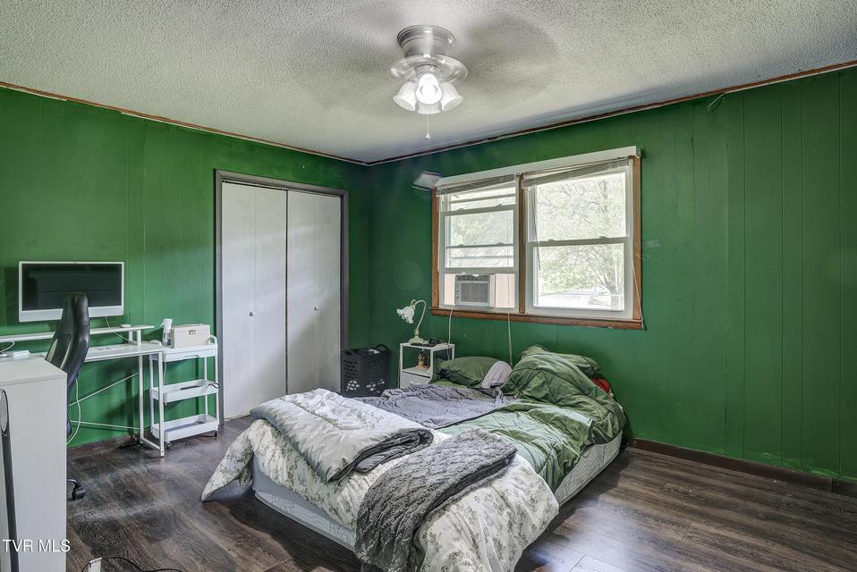 Photo #30: 2686 Siam Road