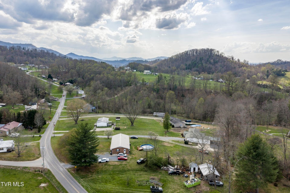 Photo #60: 2686 Siam Road