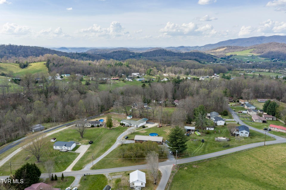 Photo #61: 2686 Siam Road