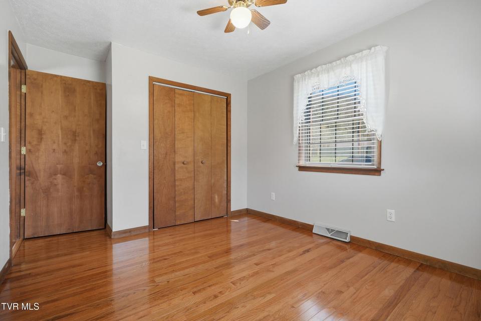 Photo #30: 1411 Sherrod Road