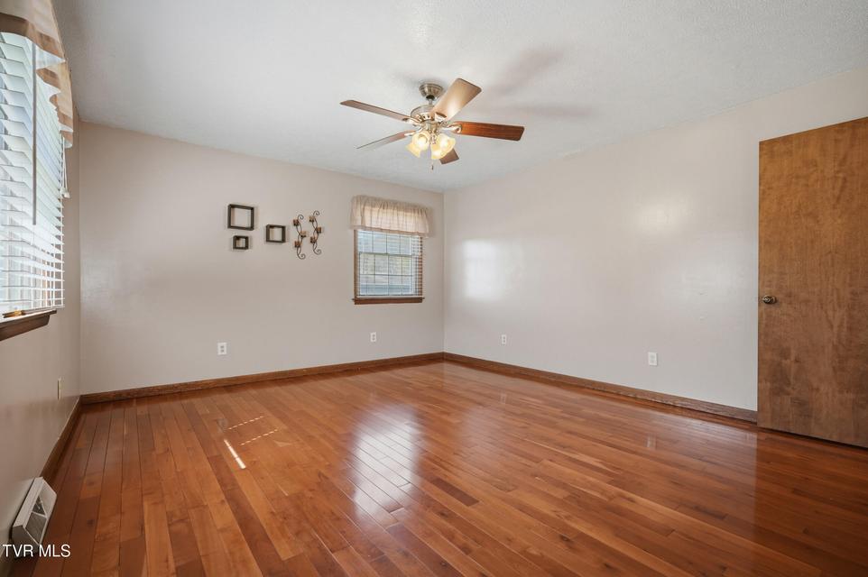 Photo #33: 1411 Sherrod Road