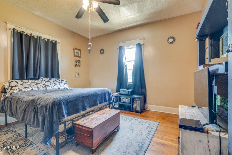 Photo #12: 610 Holston Avenue