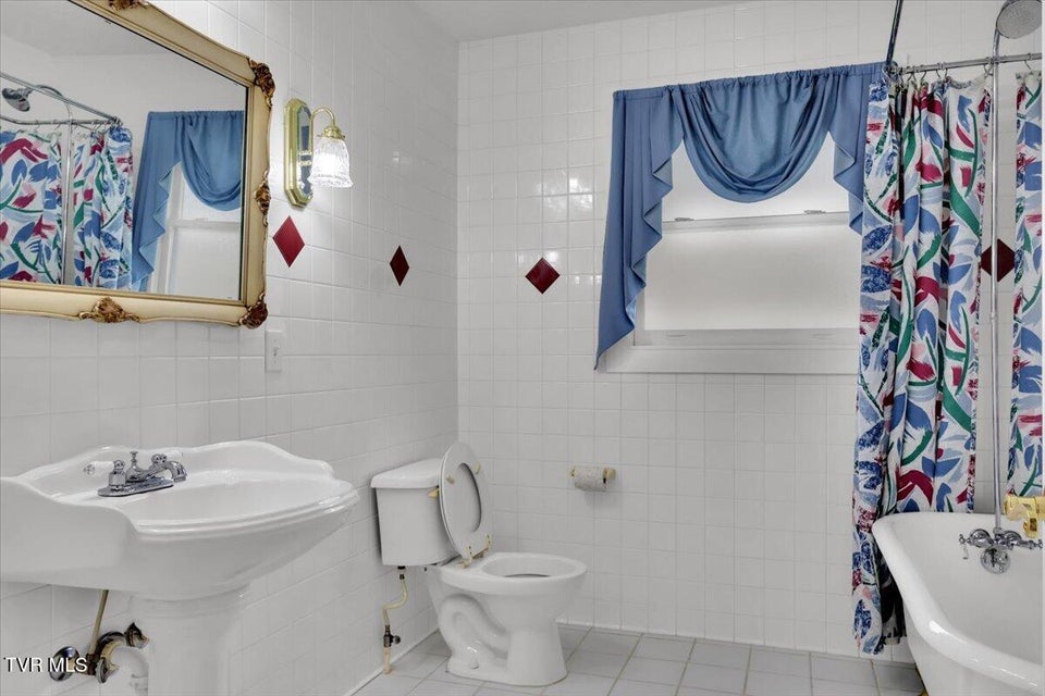 Photo #6: 1296 Mountain View Road