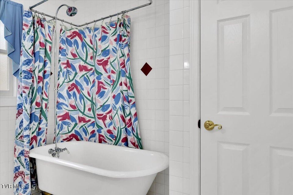 Photo #7: 1296 Mountain View Road