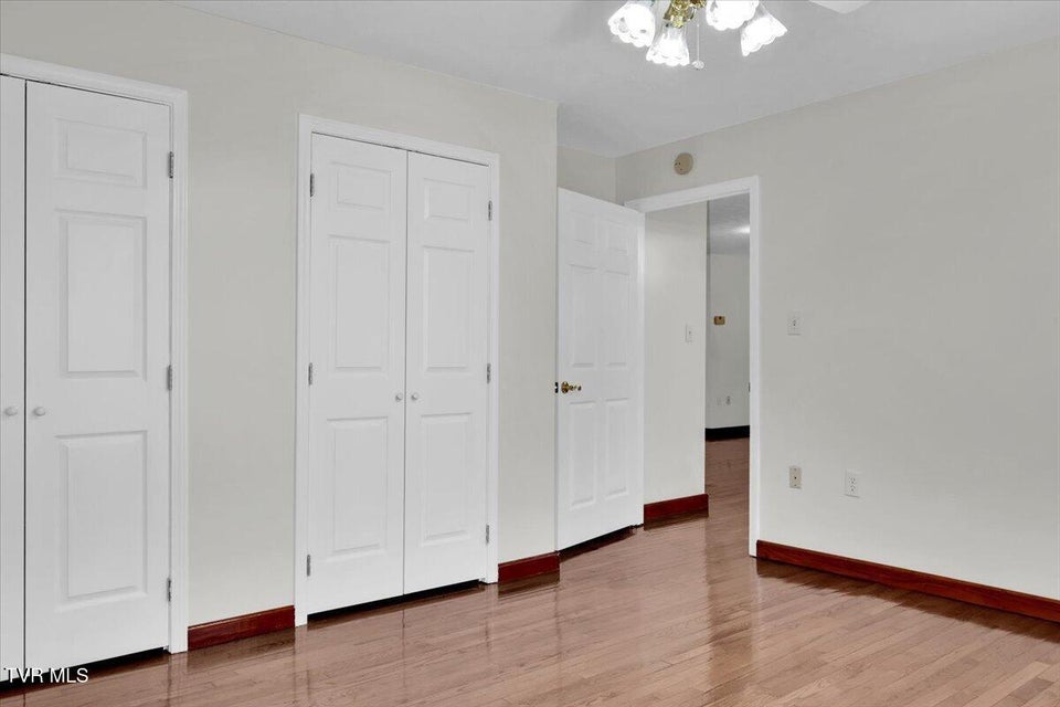 Photo #9: 1296 Mountain View Road