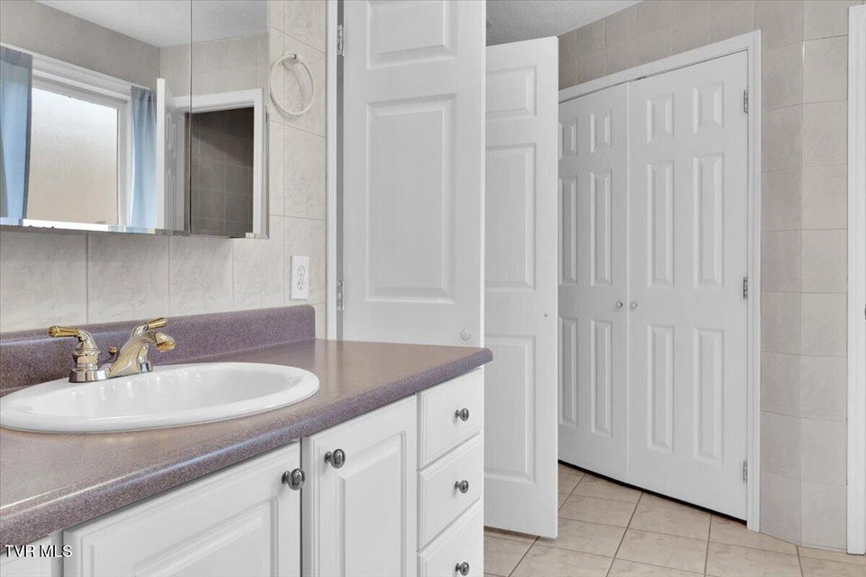 Photo #13: 1296 Mountain View Road