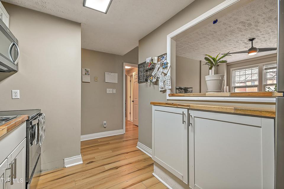 Photo #14: 701 Locust Street