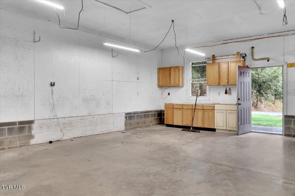 Photo #44: 1296 Mountain View Road