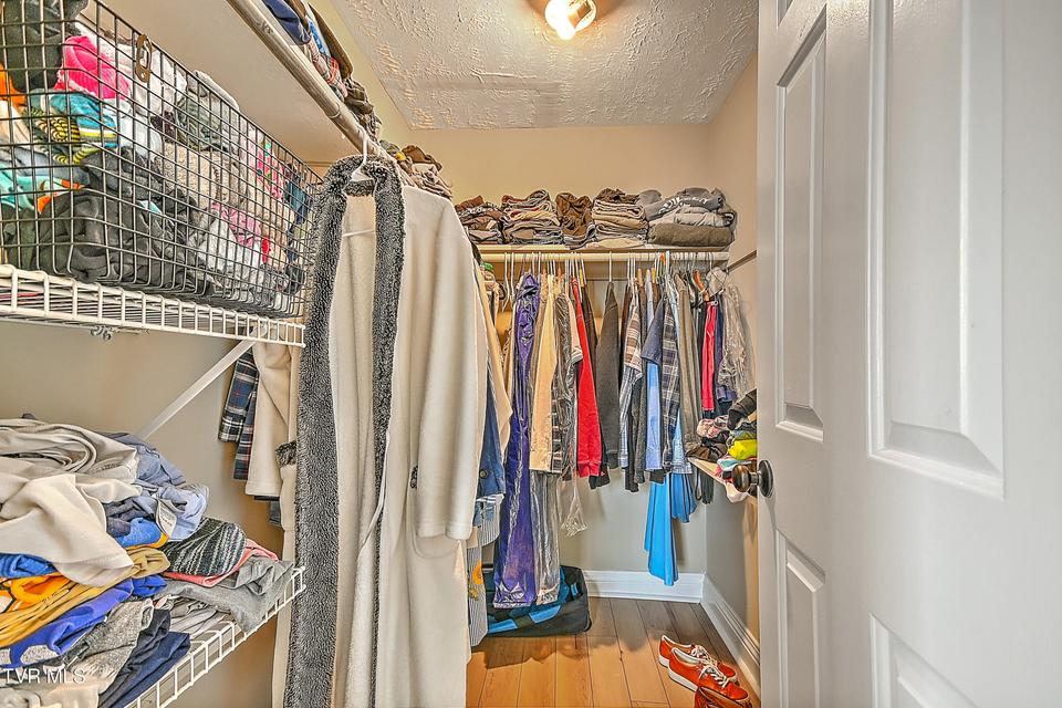 Photo #26: 701 Locust Street