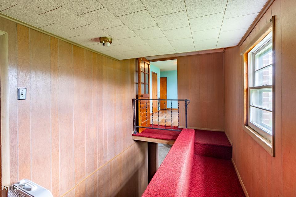 Photo #19: 817 Mulberry Street