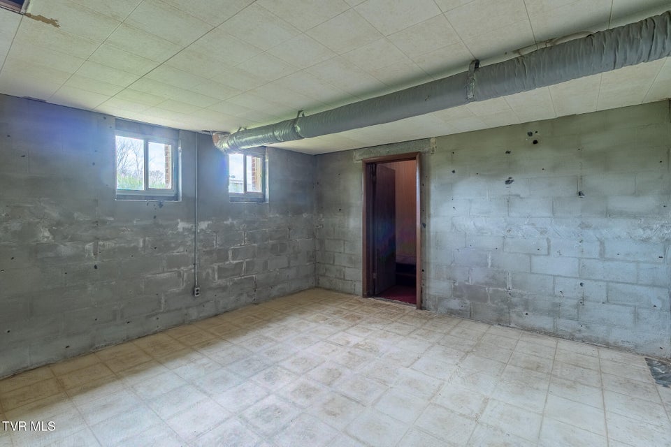 Photo #24: 817 Mulberry Street