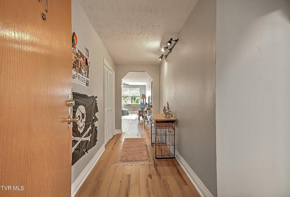 Photo #7: 701 Locust Street