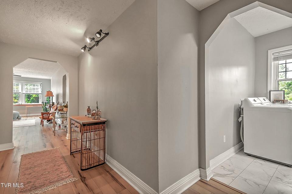 Photo #8: 701 Locust Street