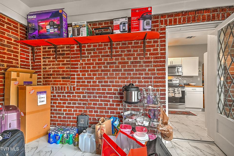 Photo #15: 701 Locust Street