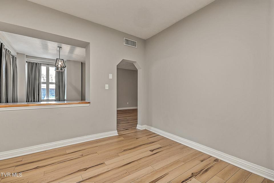 Photo #23: 701 Locust Street