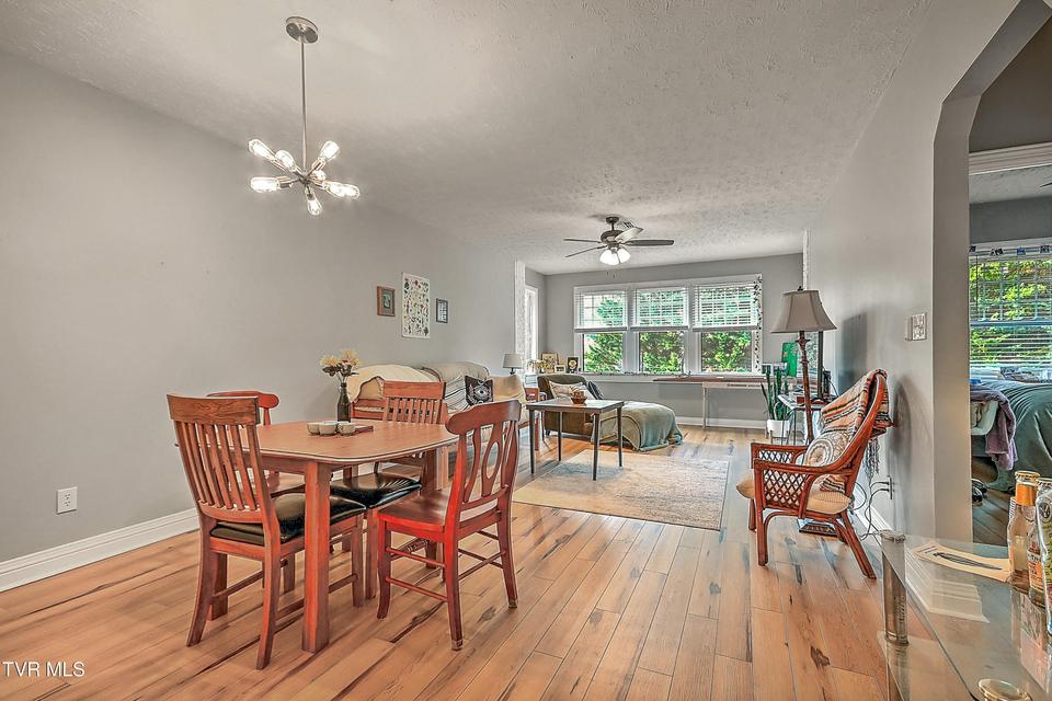 Photo #17: 701 Locust Street