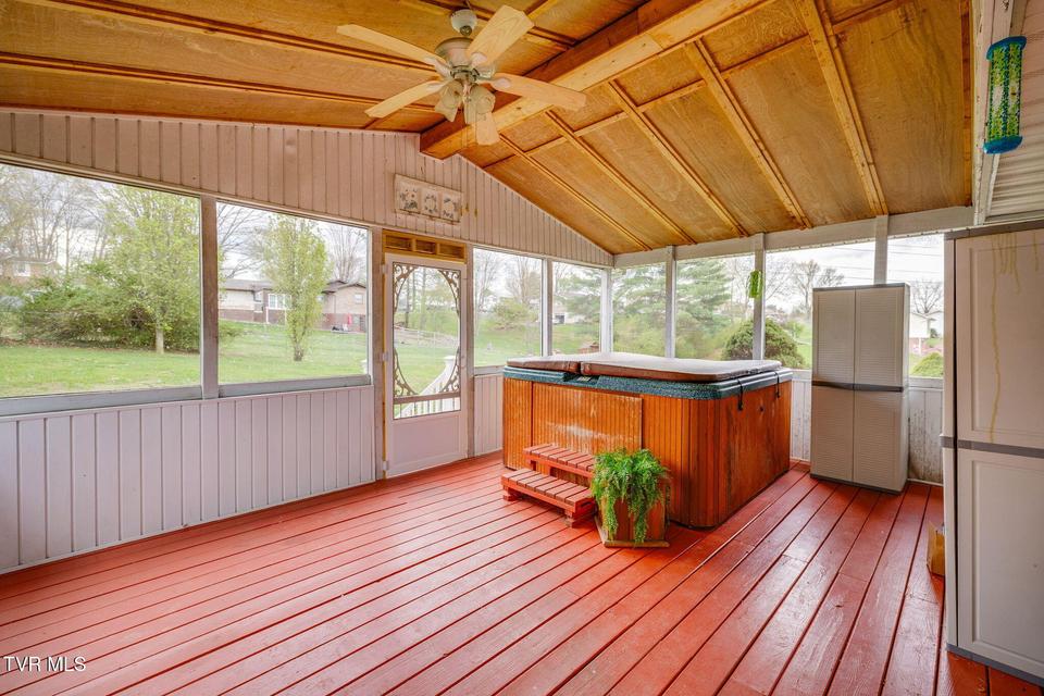 Photo #34: 216 Lindas Way