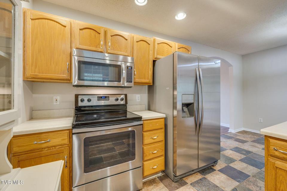 Photo #27: 216 Lindas Way