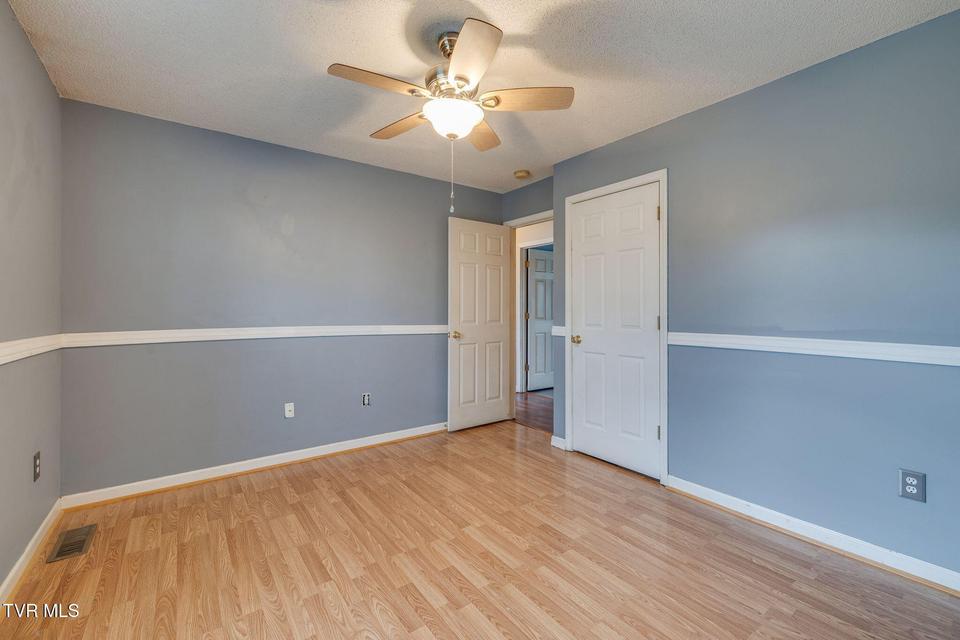 Photo #20: 216 Lindas Way