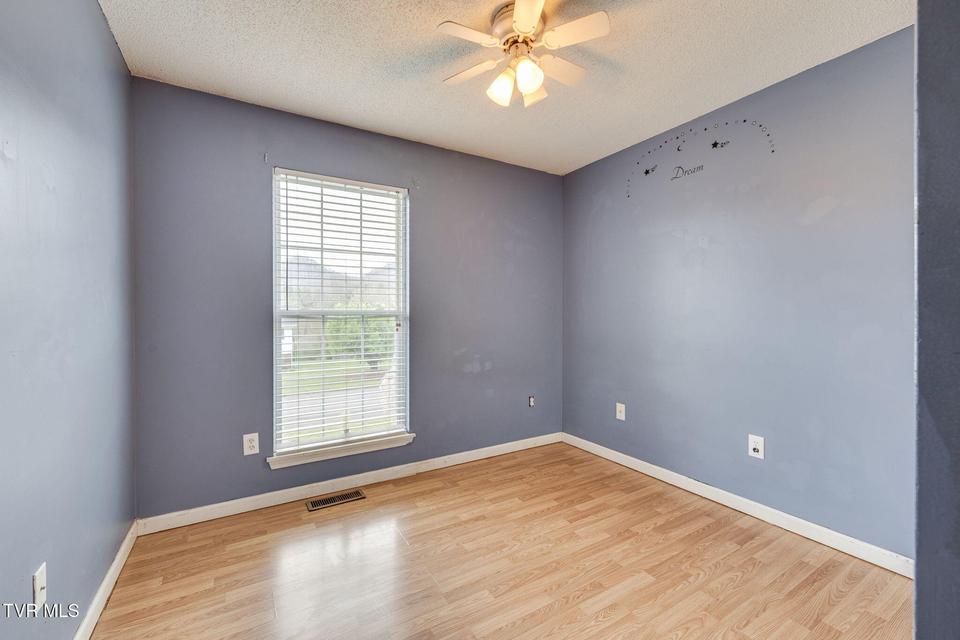 Photo #18: 216 Lindas Way