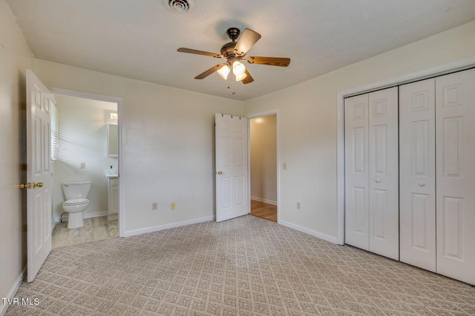 Photo #23: 445 Old Stage Road