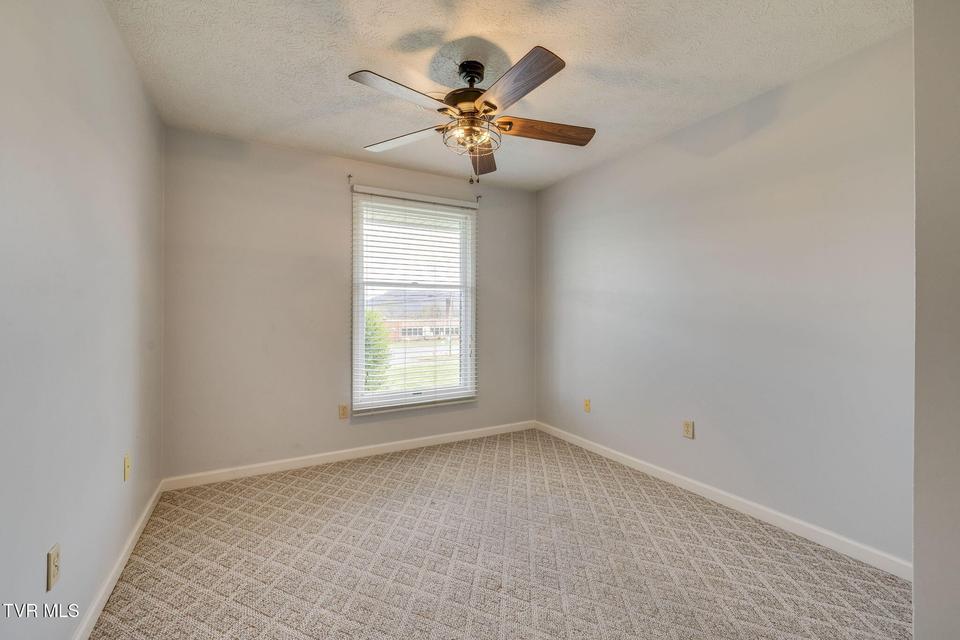 Photo #29: 445 Old Stage Road