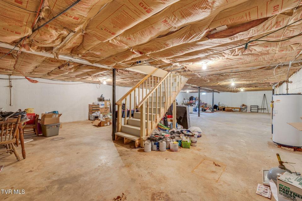 Photo #33: 445 Old Stage Road