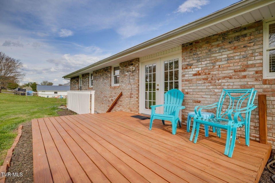 Photo #40: 445 Old Stage Road