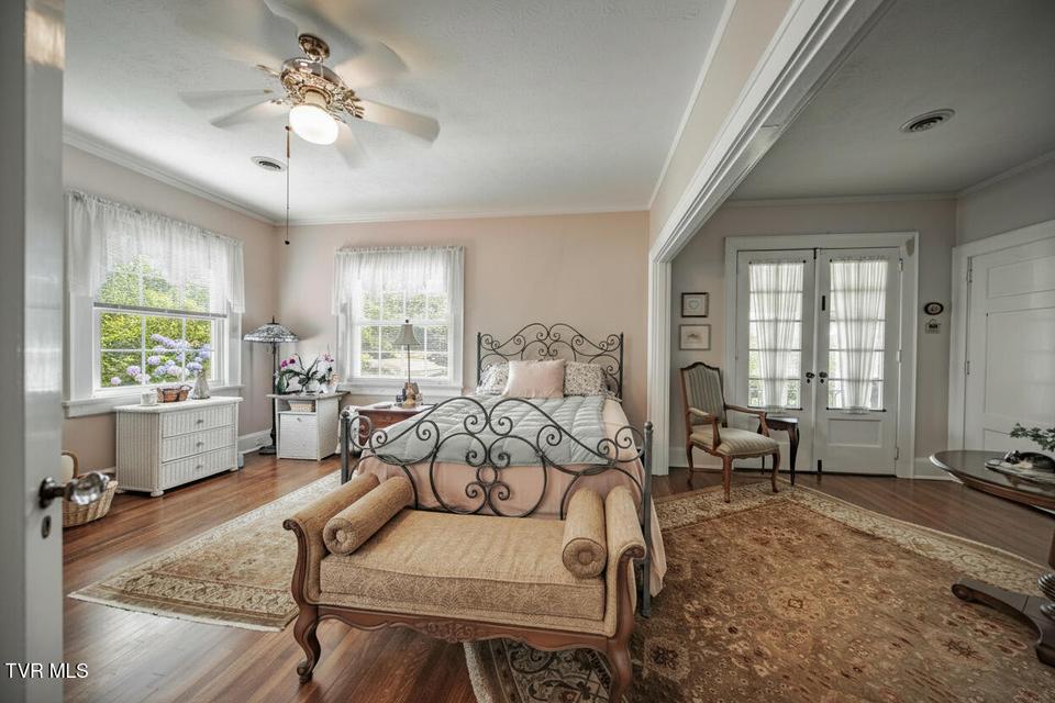 Photo #21: 294 Clifton Heights Road