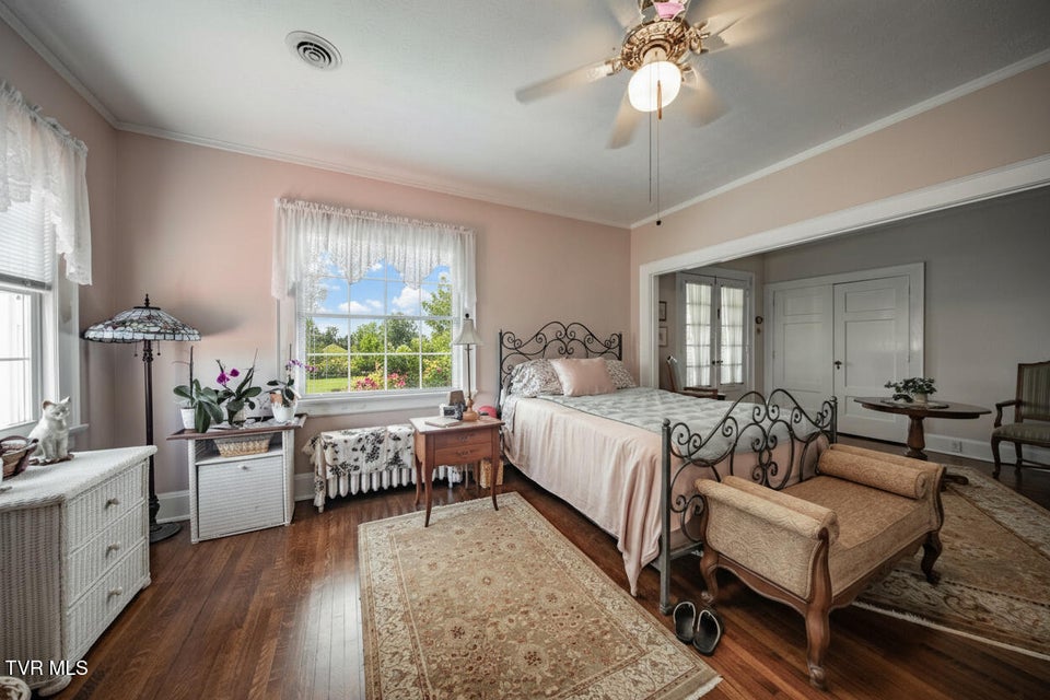 Photo #22: 294 Clifton Heights Road