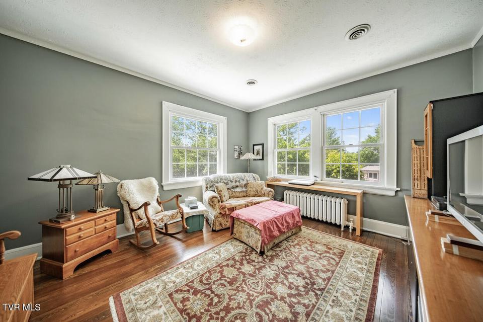 Photo #33: 294 Clifton Heights Road