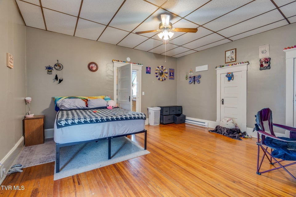 Photo #11: 620 Cherry Street