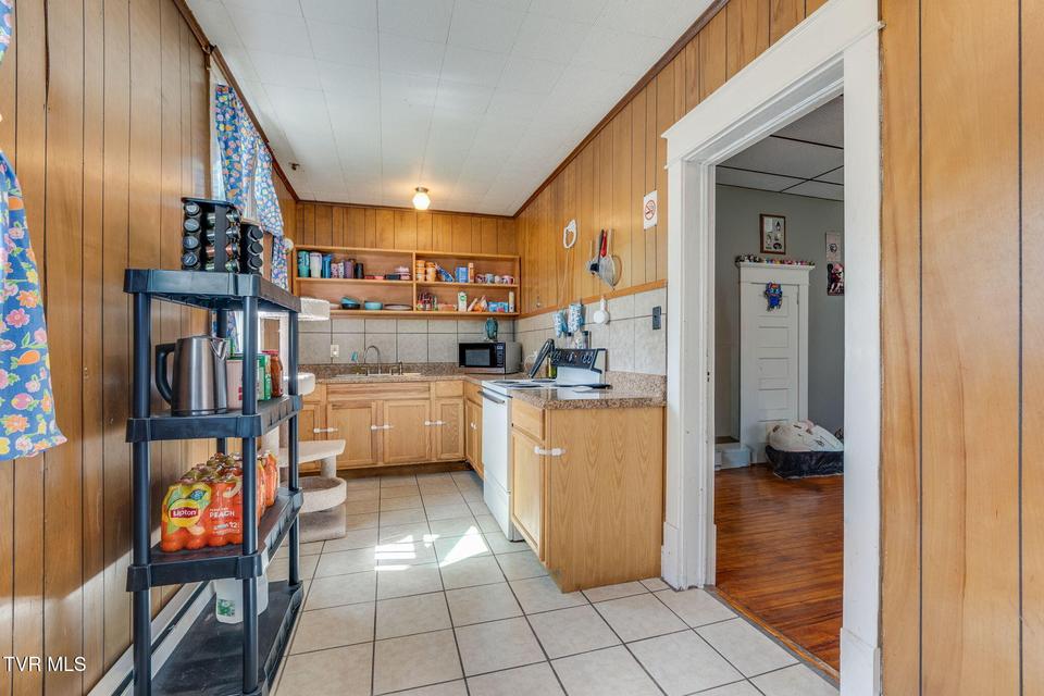 Photo #14: 620 Cherry Street