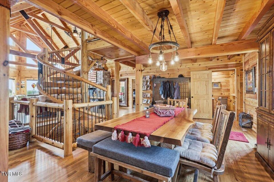 Photo #28: 430 Filet Lane