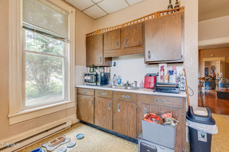 Photo #28: 620 Cherry Street