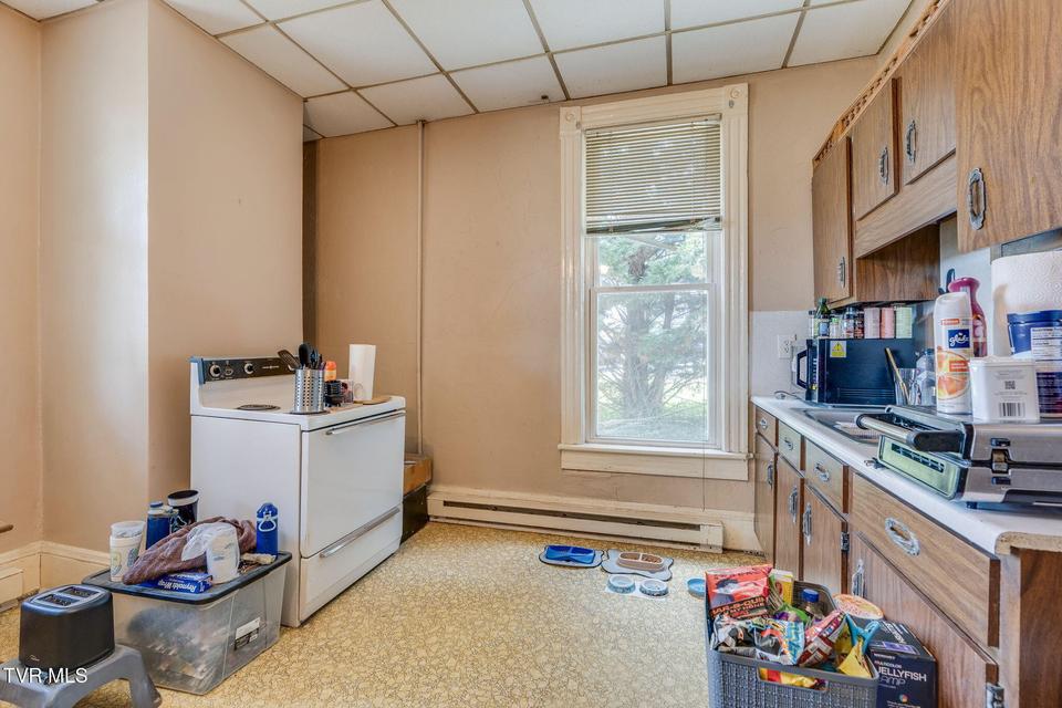 Photo #29: 620 Cherry Street