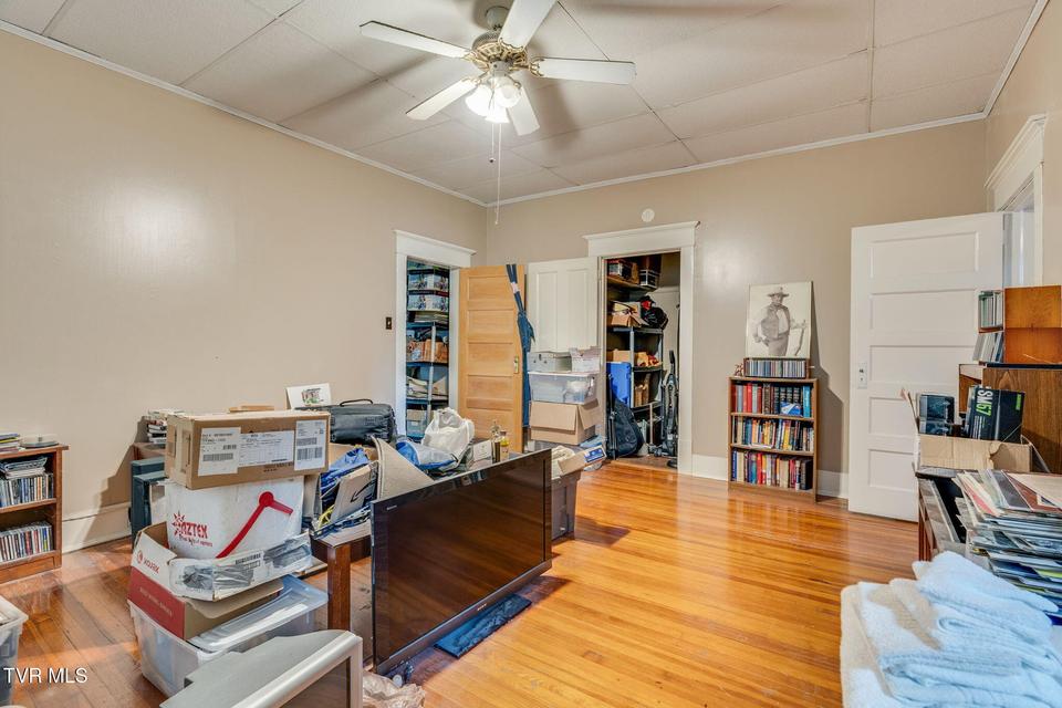 Photo #37: 620 Cherry Street