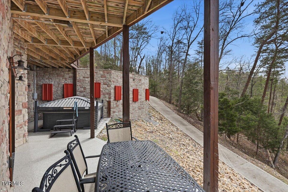 Photo #52: 430 Filet Lane