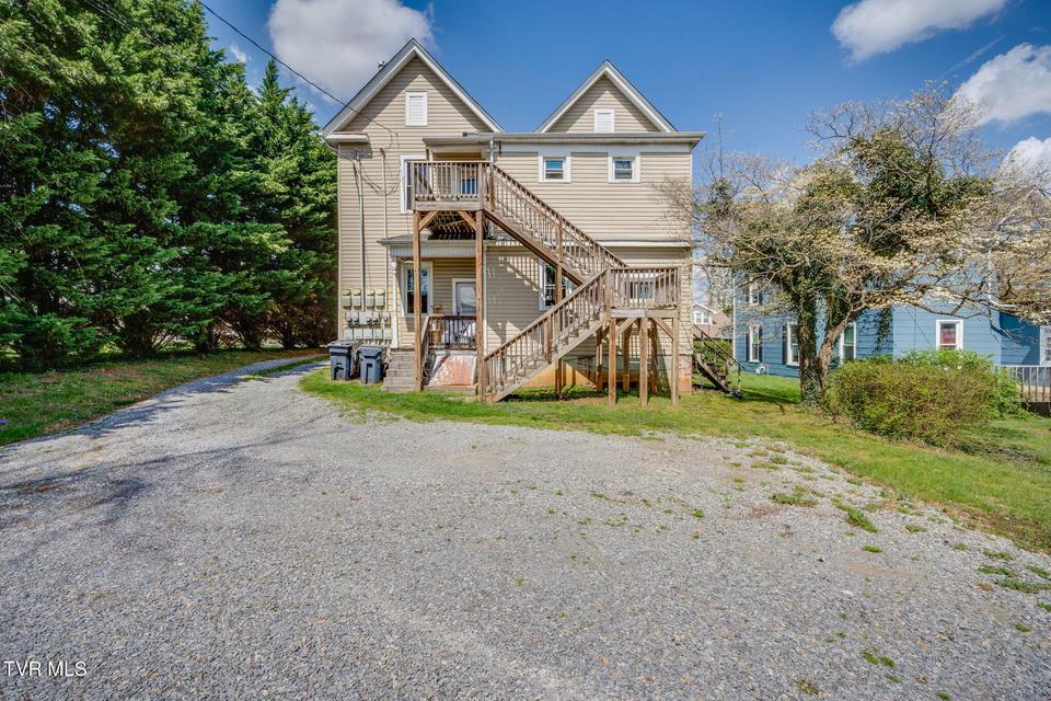 Photo #58: 620 Cherry Street