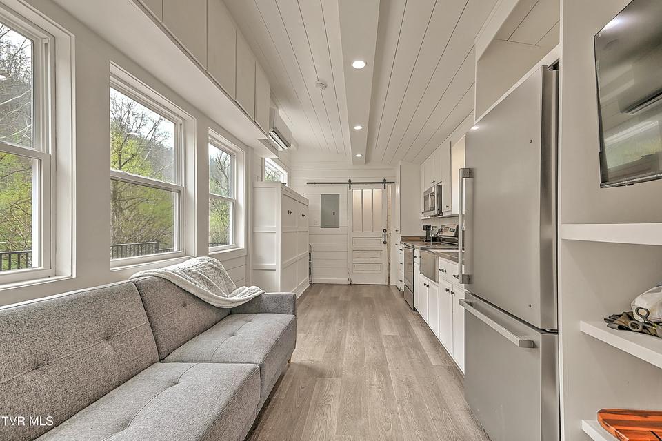 Photo #24: 2745 Anglers Way Road