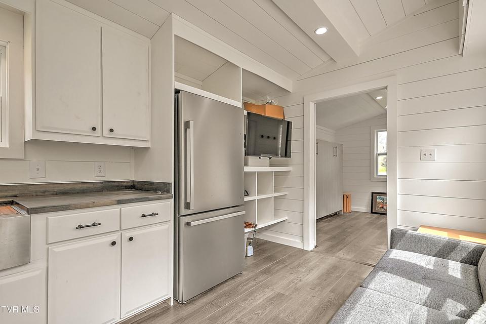 Photo #27: 2745 Anglers Way Road