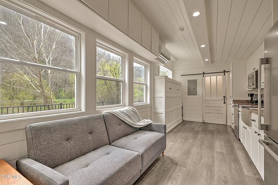 Photo #28: 2745 Anglers Way Road