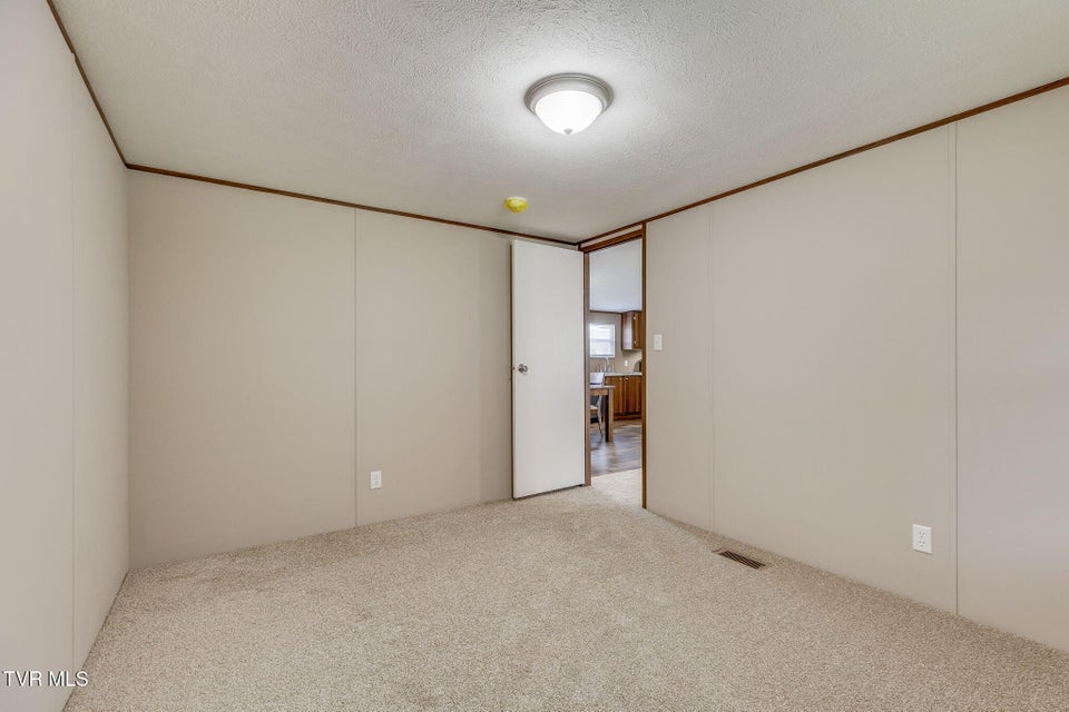 Photo #18: 436 Wilder Street