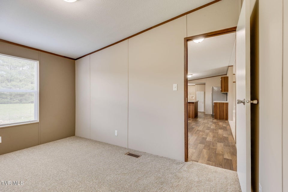 Photo #21: 436 Wilder Street