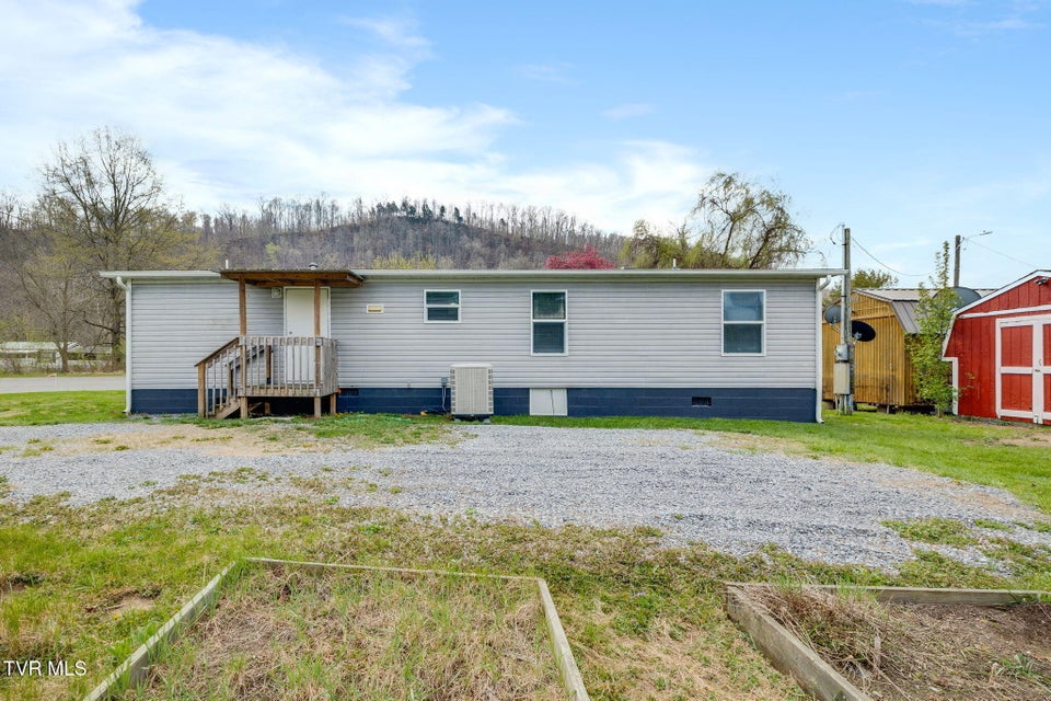 Photo #24: 436 Wilder Street