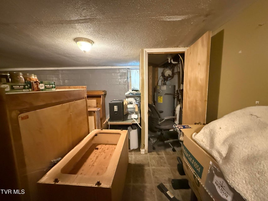 Photo #36: 5 Overlook Court