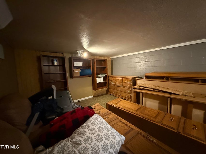 Photo #38: 5 Overlook Court